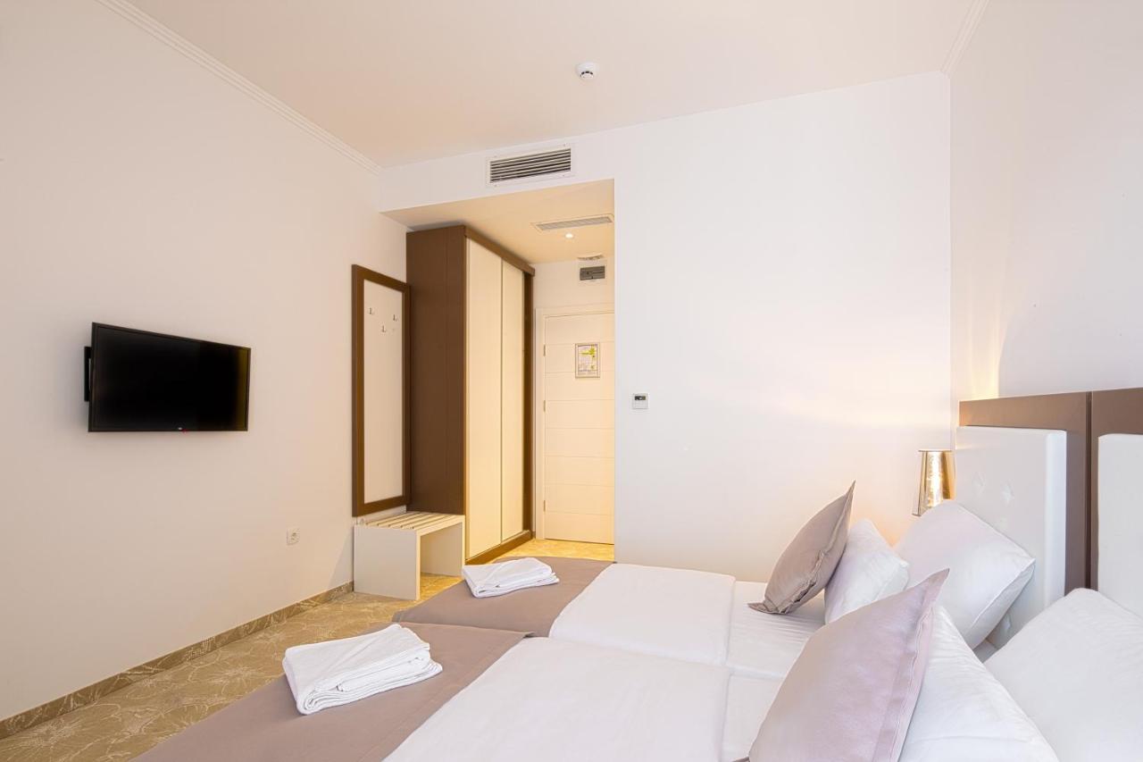 Hotel Pozzo Budva Exterior foto